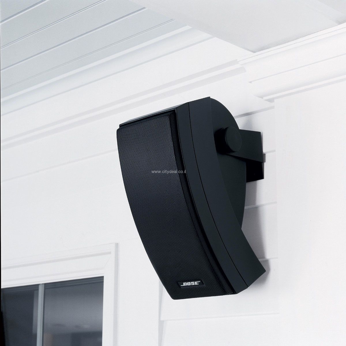 Bose 251 – זוג רמקולים חיצוניים לגינה ולמרפסת עם פיזור צליל רחב ועמידות מלאה למזג אוויר | יבואן רשמי-משלוח מהיר – תמונה 3