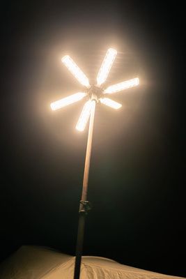 תאורה ניידת נטענת GOALZERO דגם SKYLIGHT 6000 יבואן רשמי - גוון 3250K – תמונה 3
