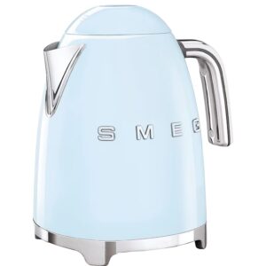 קומקום חשמלי 1.7 ליטר SMEG KLF03PBEU צבע תכלת פסטל | משלוח מהיר