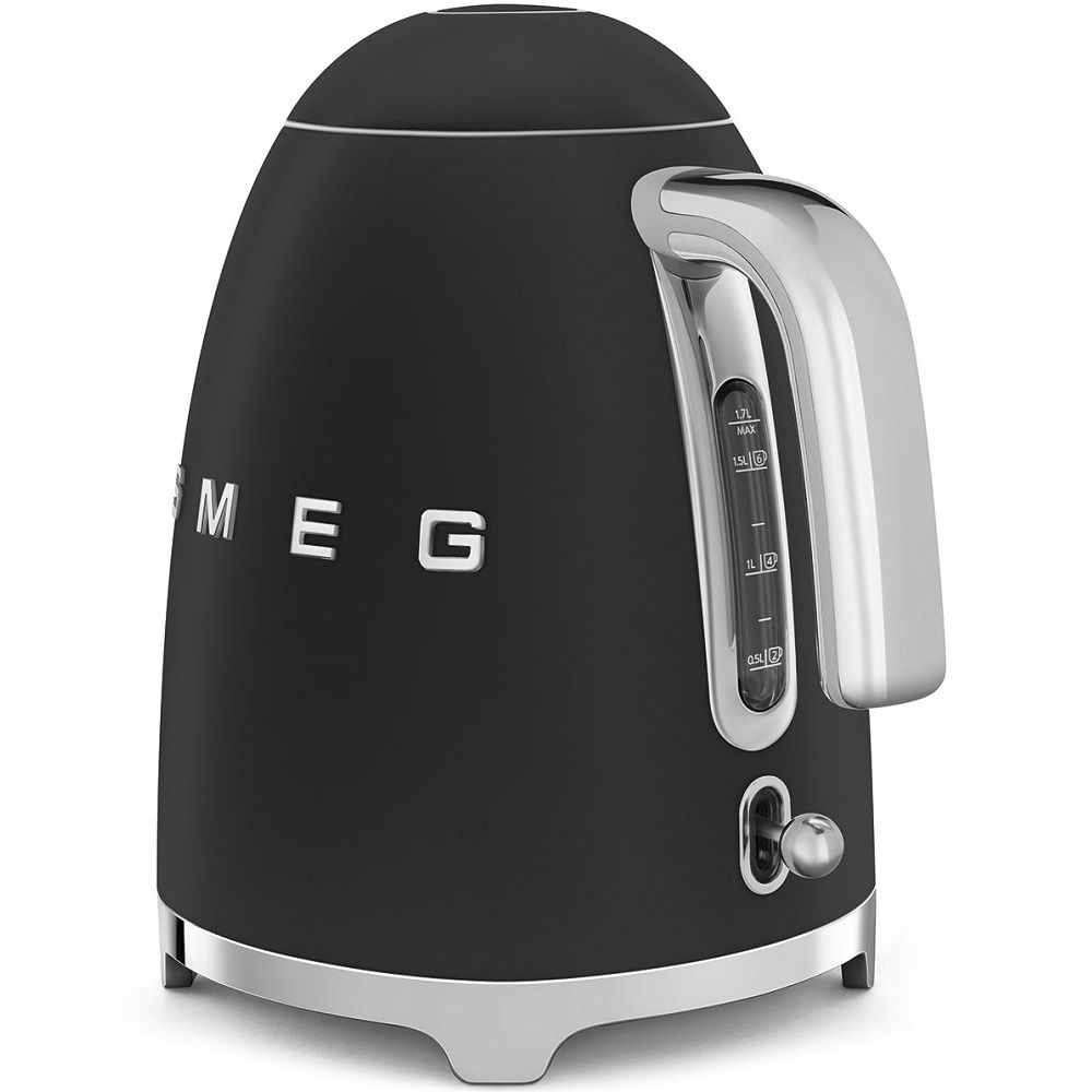 קומקום חשמלי SMEG KLF03BLMEU שחור מט 1.7 ליטר – עיצוב רטרו איטלקי | משלוח מהיר