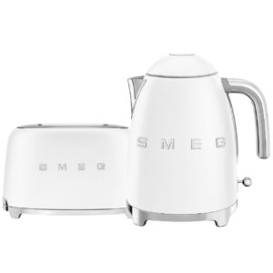 סט ארוחת בוקר רטרו SMEG - קומקום ומצנם תואמים במבצע - גוון לבן מט | משלוח מהיר