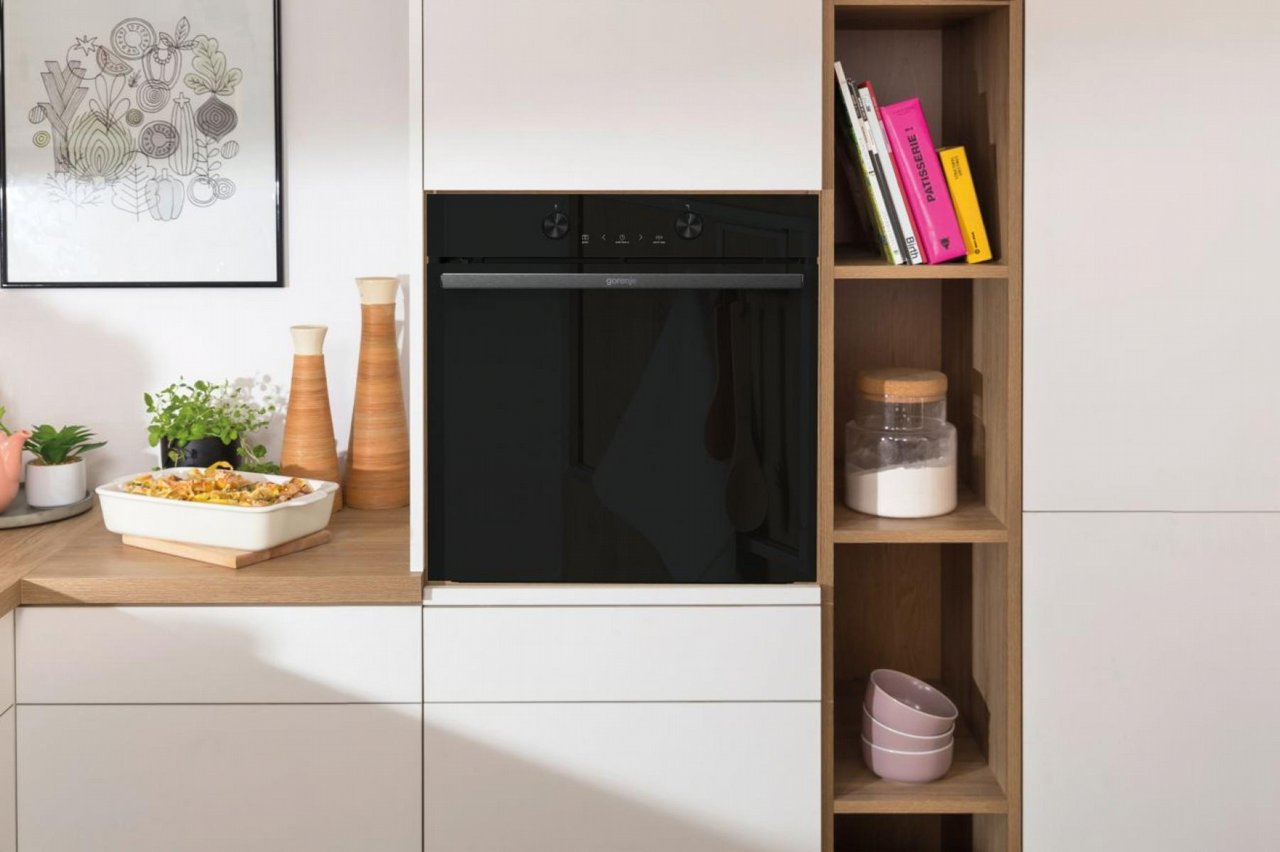 תנור בילד אין Gorenje BPS6737E04DBG פירוליטי, זכוכית שחורה, 60 ס"מ, 77 ליטר | יבואן רשמי – תמונה 8