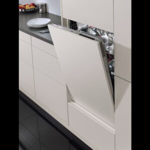 מדיח כלים אינטגרלי AEG FSB53617Z סדרת 6000 – SatelliteClean לניקוי עמוק ו-AirDry לייבוש טבעי | משלוח מהיר