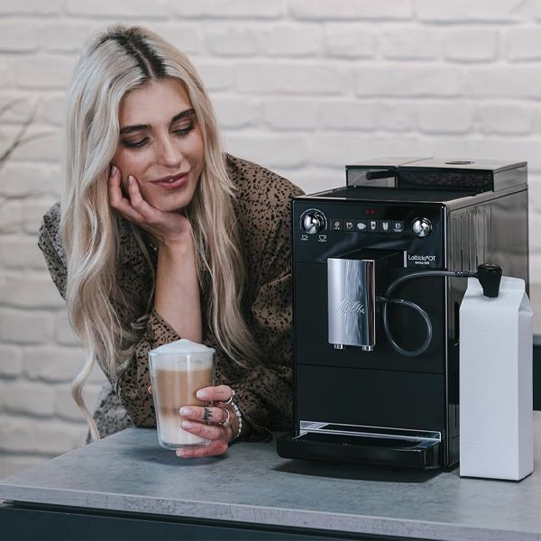 Melitta Latticia OT Black - מכונת קפה אוטומטית יוקרתית עם מקציף חלב בלחיצה אחת – תמונה 6