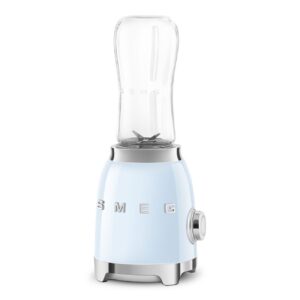 בלנדר Smeg PBF01BEU - עיצוב רטרו יוקרתי לשייקים וביצועים 300W