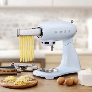 SMEG SMF03WHEU מיקסר רטרו SMEG שולחני צבע לבן SMF03 | משלוח מהיר