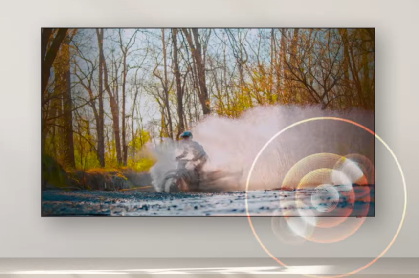 בתמונה זו רואים טלוויזיה 75 אינץ' SAMSUNG דגם UE75DU7100 Crystal UHD 4K HDR. טלוויזיה זו מציעה חווית צפייה עוצרת נשימה עם טכנולוגיית Object Tracking Sound Lite, המעניקה צליל שעוקב אחר הפעולה על המסך.